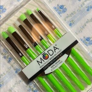 MŌDA 6pc Eye Brush, Neon Green